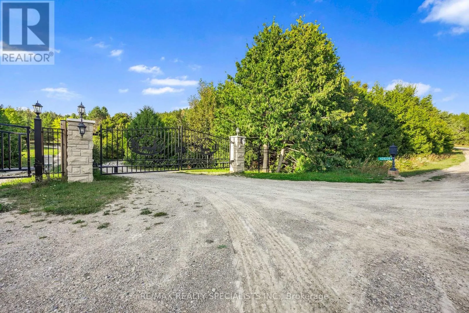 428239 25TH SIDE ROAD