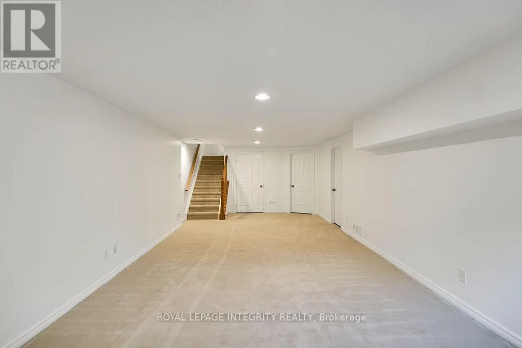 221 BADGELEY AVENUE
