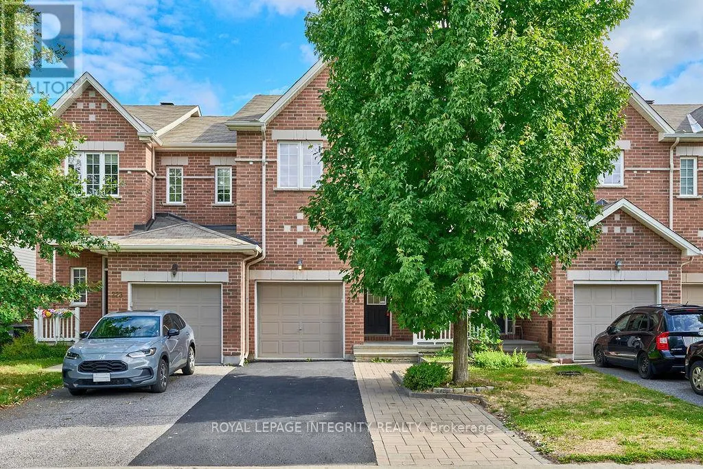 221 BADGELEY AVENUE