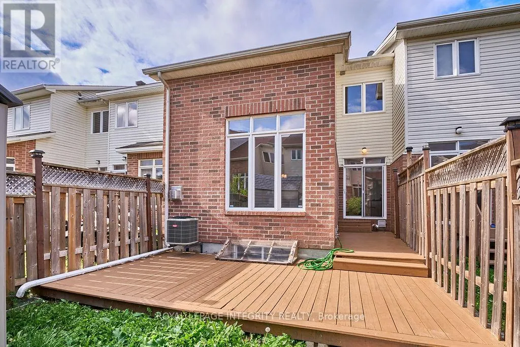 221 BADGELEY AVENUE