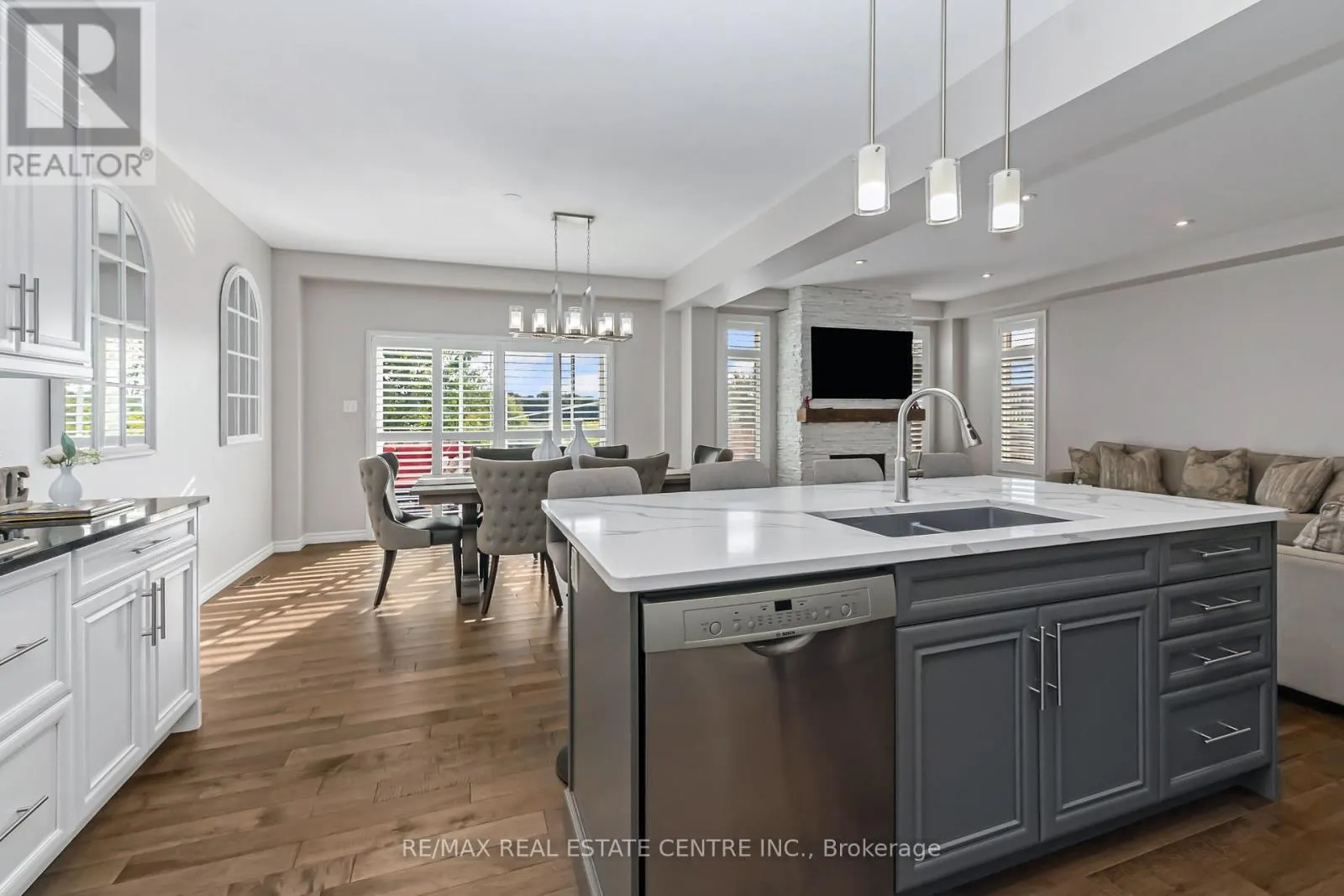 56 SMITH'S CREEK DRIVE