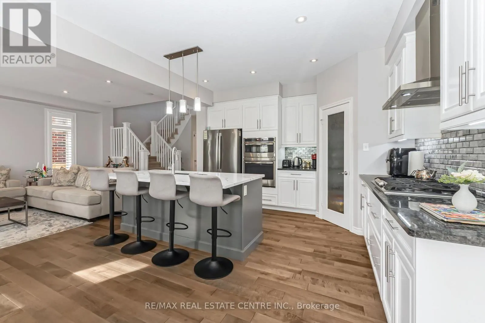 56 SMITH'S CREEK DRIVE