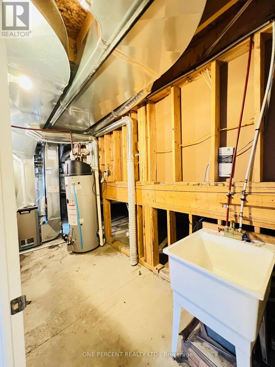 415 KROTZ STREET W