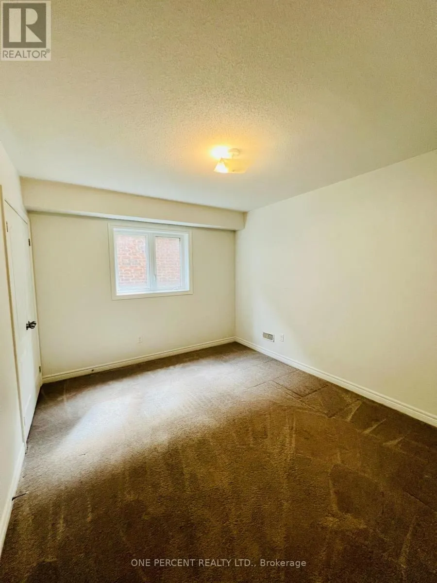 415 KROTZ STREET W