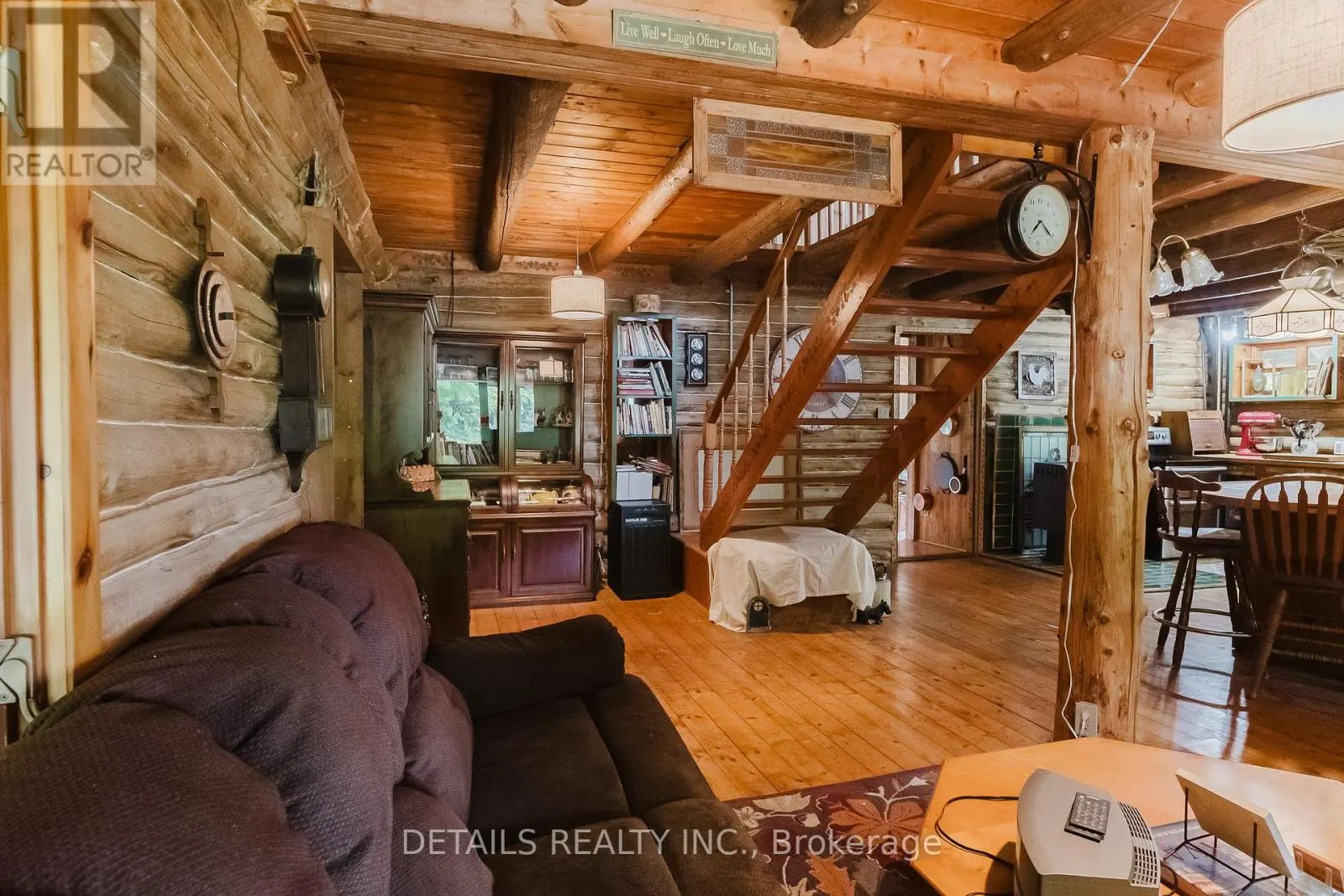 1502 DRUMMOND CON 10A ROAD W