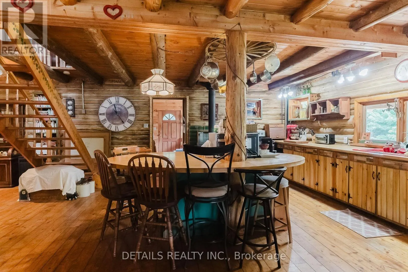 1502 DRUMMOND CON 10A ROAD W