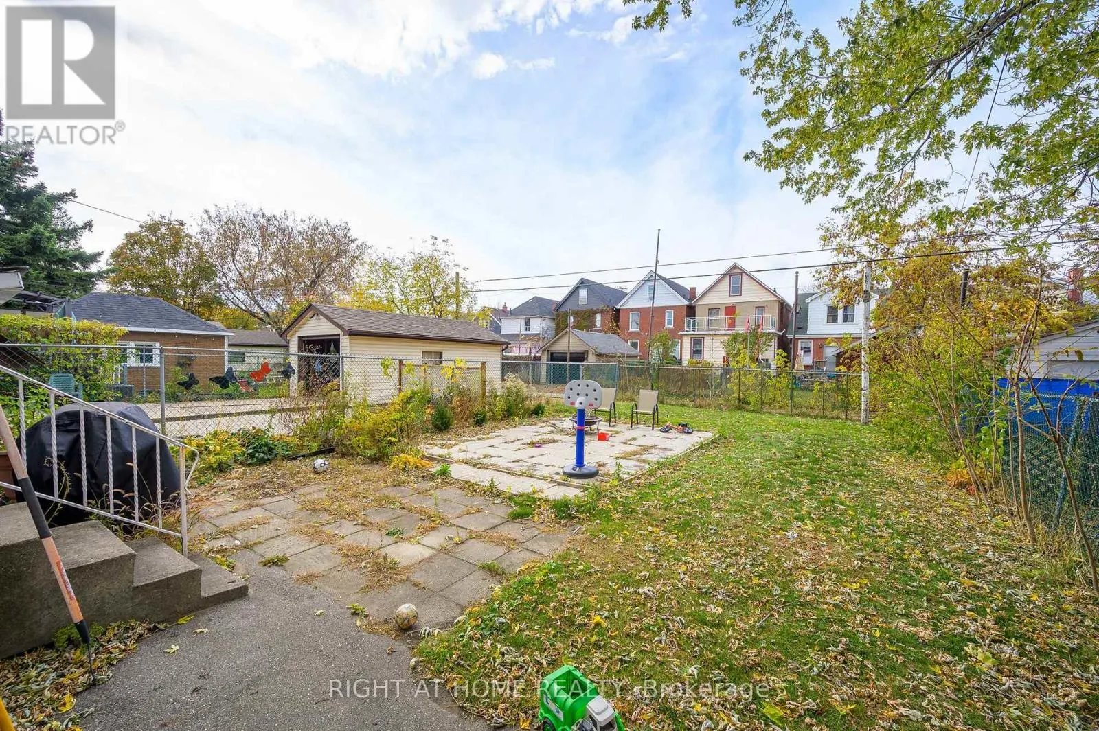 107 KENSINGTON AVENUE N