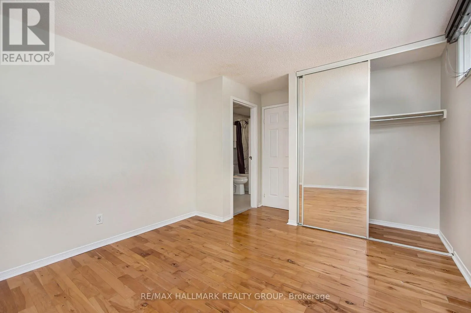 120 ROYALTON PRIVATE