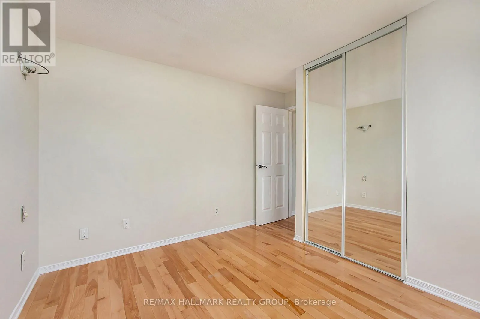 120 ROYALTON PRIVATE