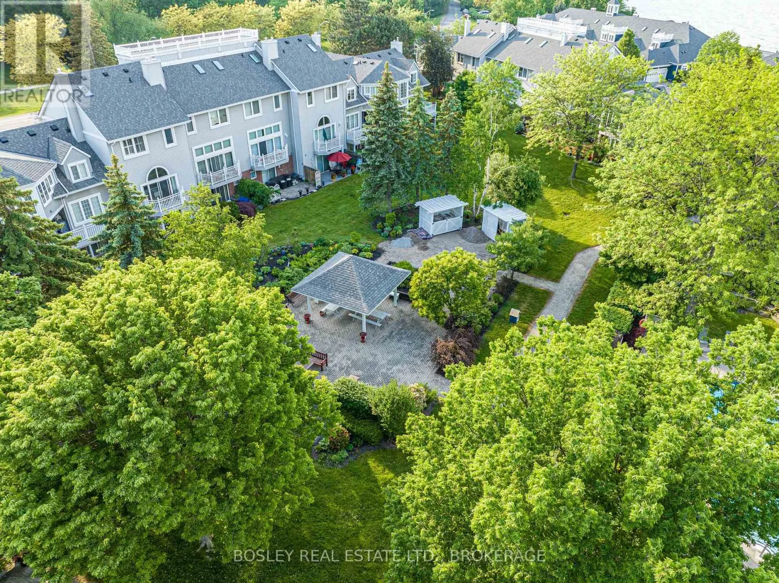33 - 13 LAKESIDE DRIVE, #33