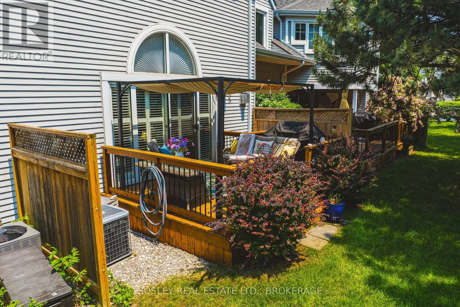 33 - 13 LAKESIDE DRIVE, #33