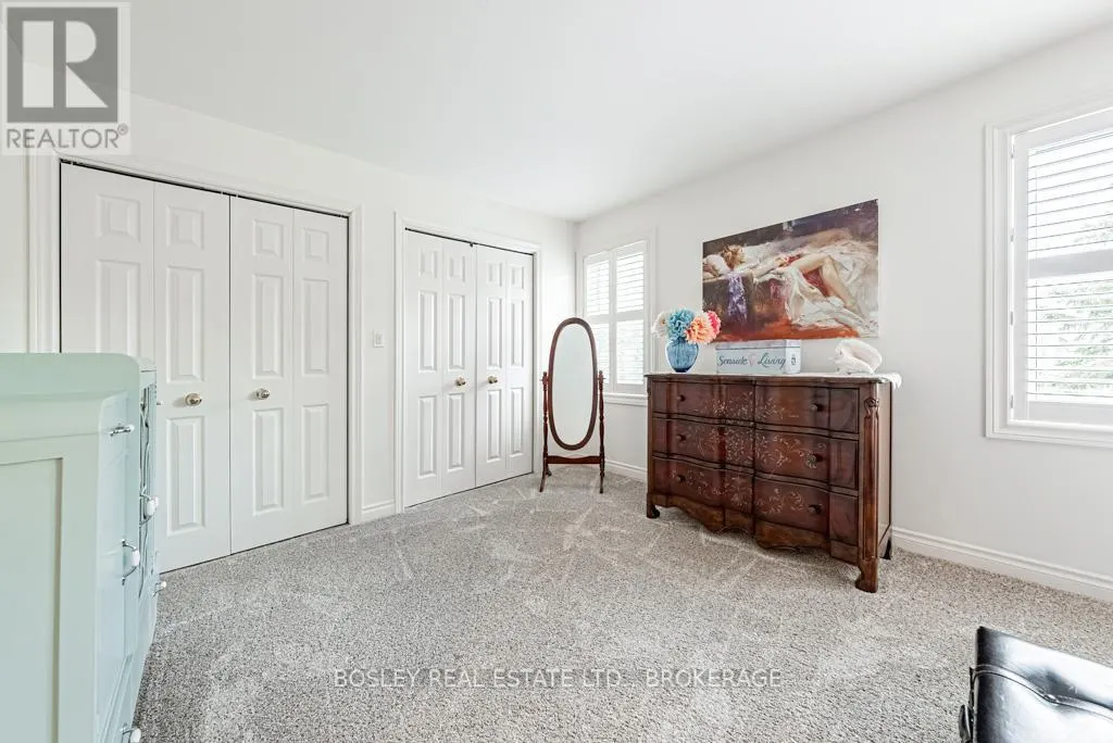 33 - 13 LAKESIDE DRIVE, #33