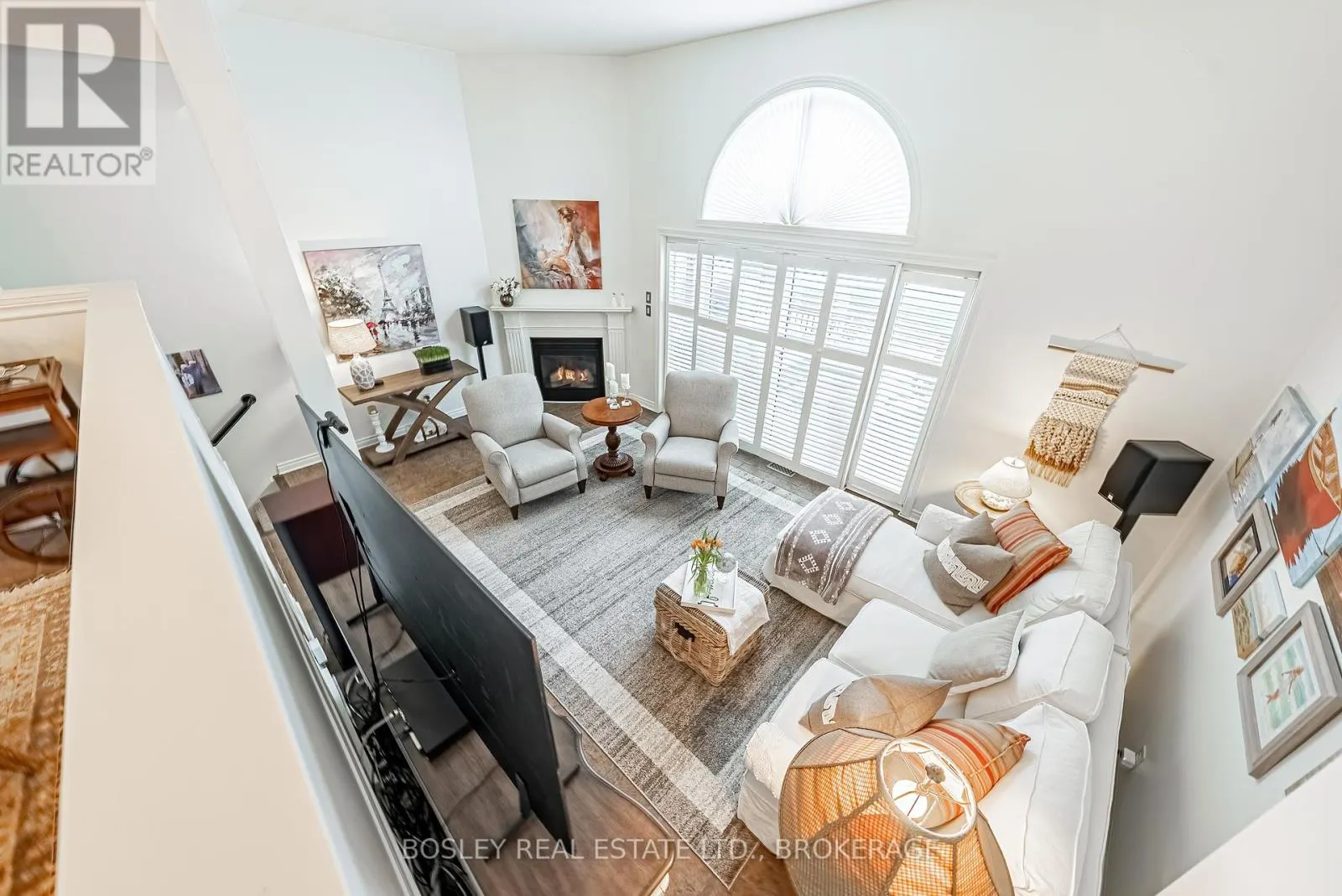 33 - 13 LAKESIDE DRIVE, #33
