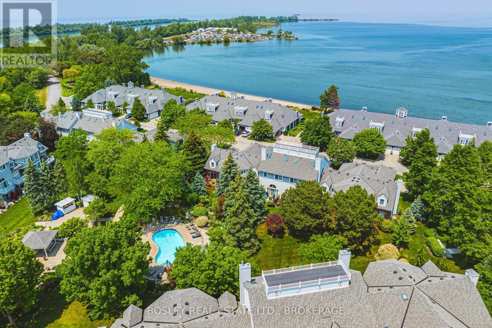 33 - 13 LAKESIDE DRIVE, #33