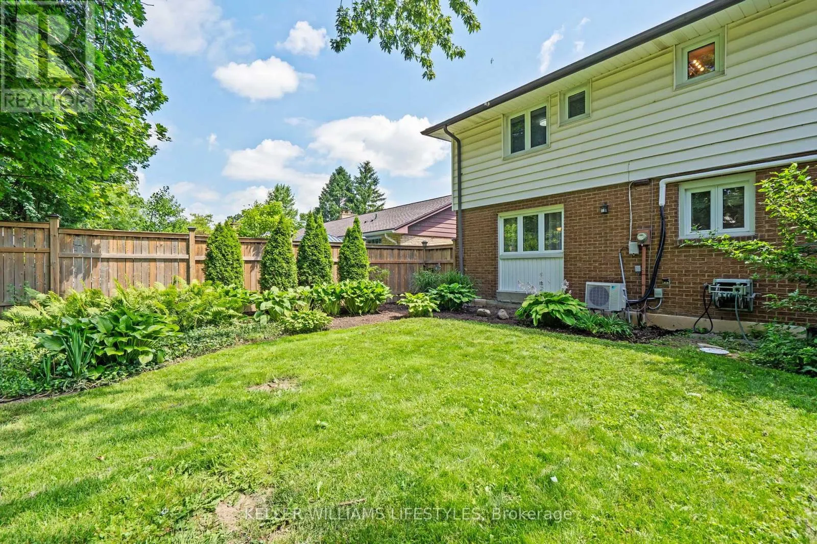 479 HUNTINGDON DRIVE