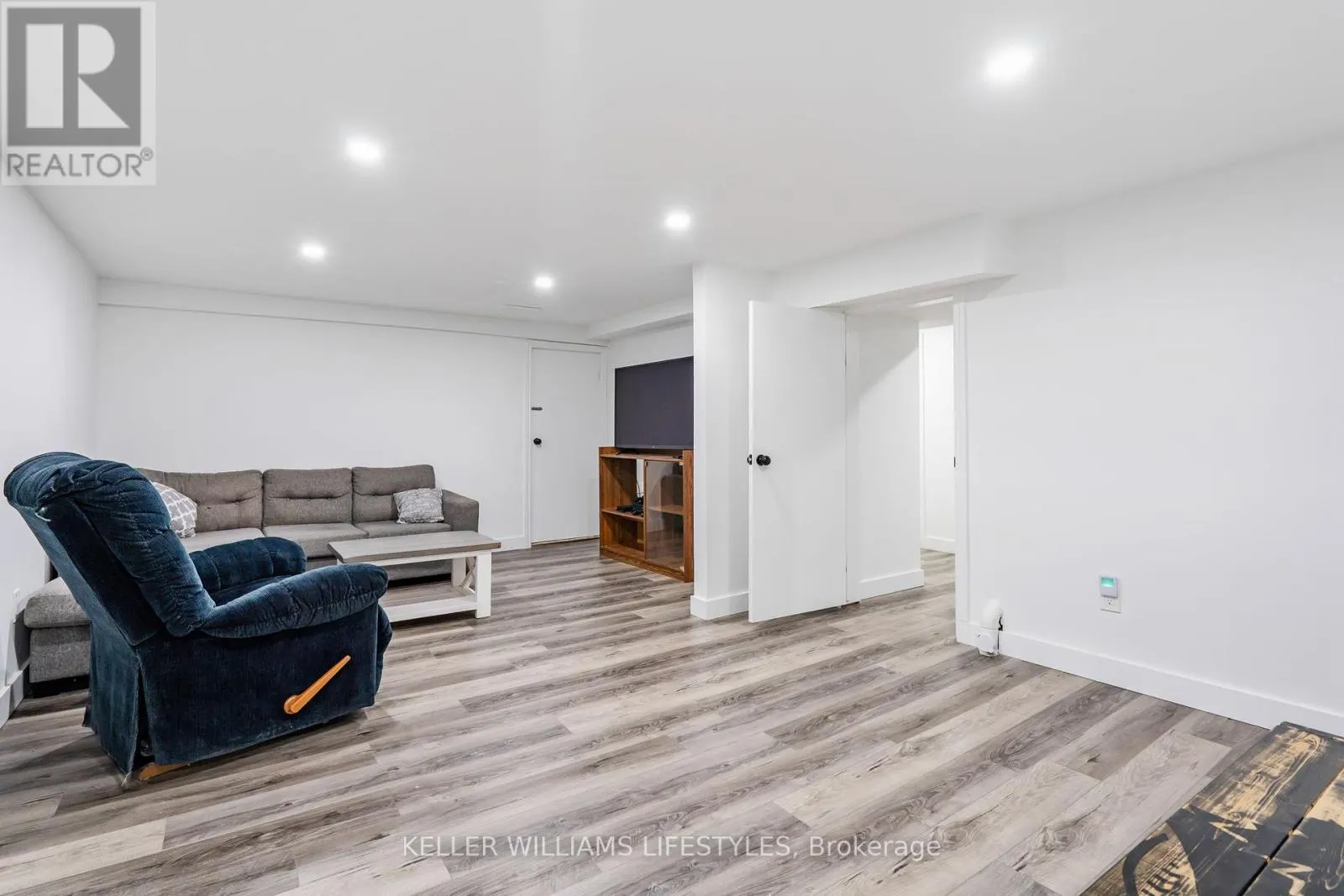 479 HUNTINGDON DRIVE