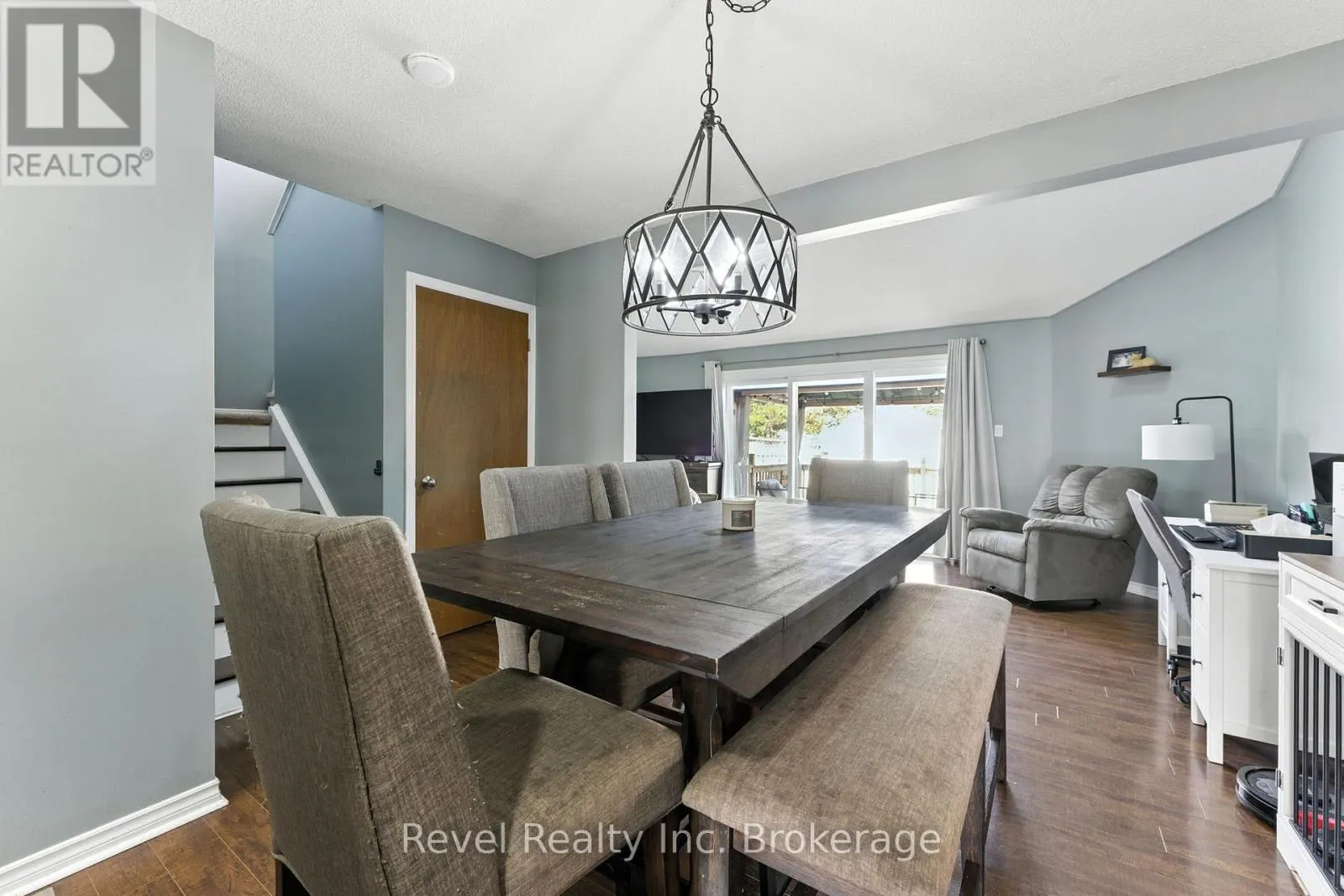 1 CONESTOGA ROAD