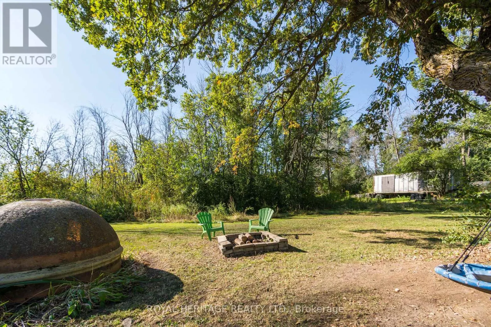 444 LAZIER ROAD