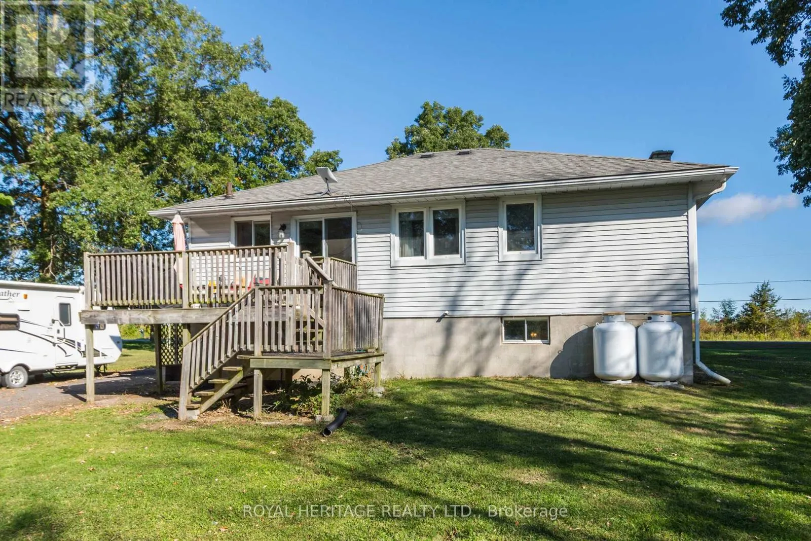 444 LAZIER ROAD