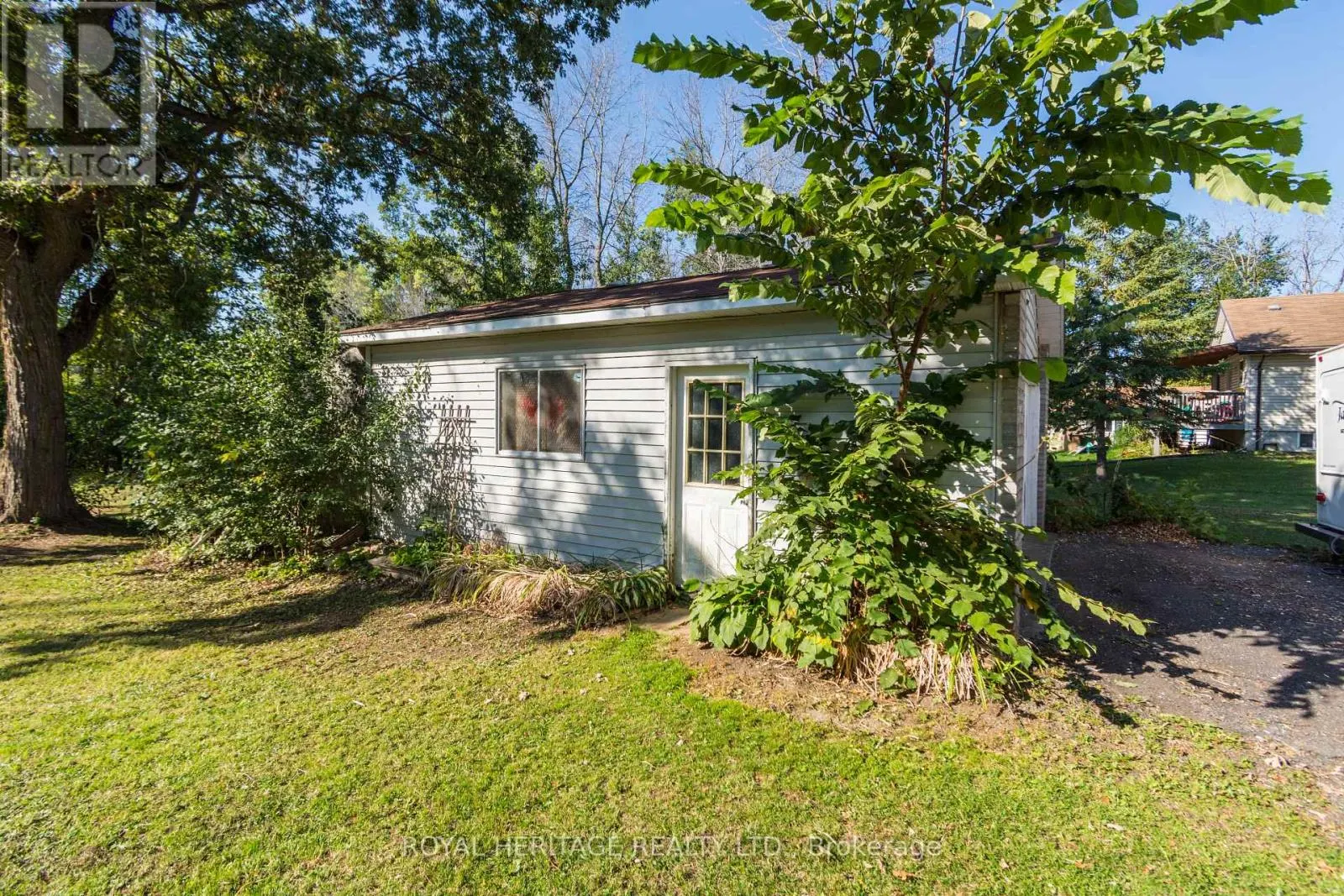 444 LAZIER ROAD