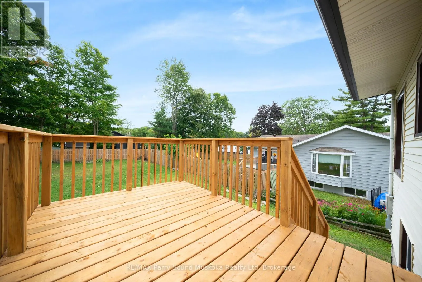11 LAIRD DRIVE