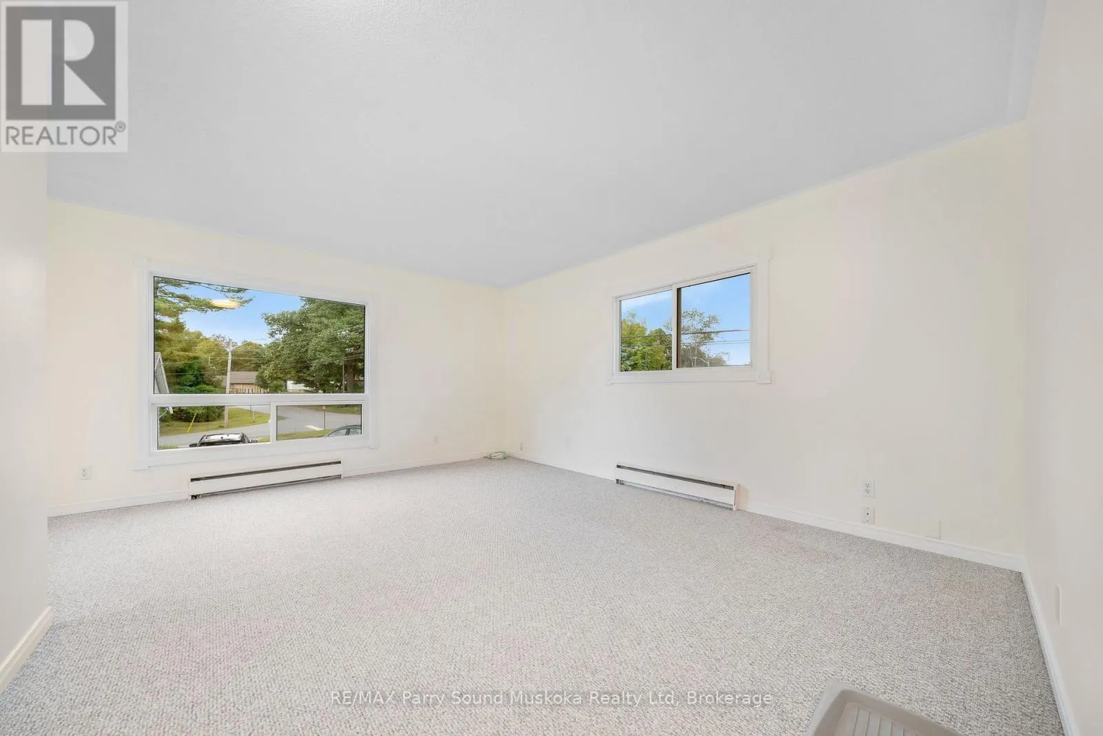 11 LAIRD DRIVE