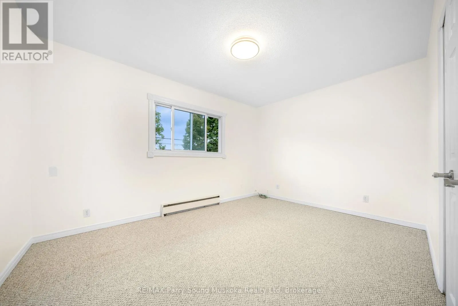 11 LAIRD DRIVE