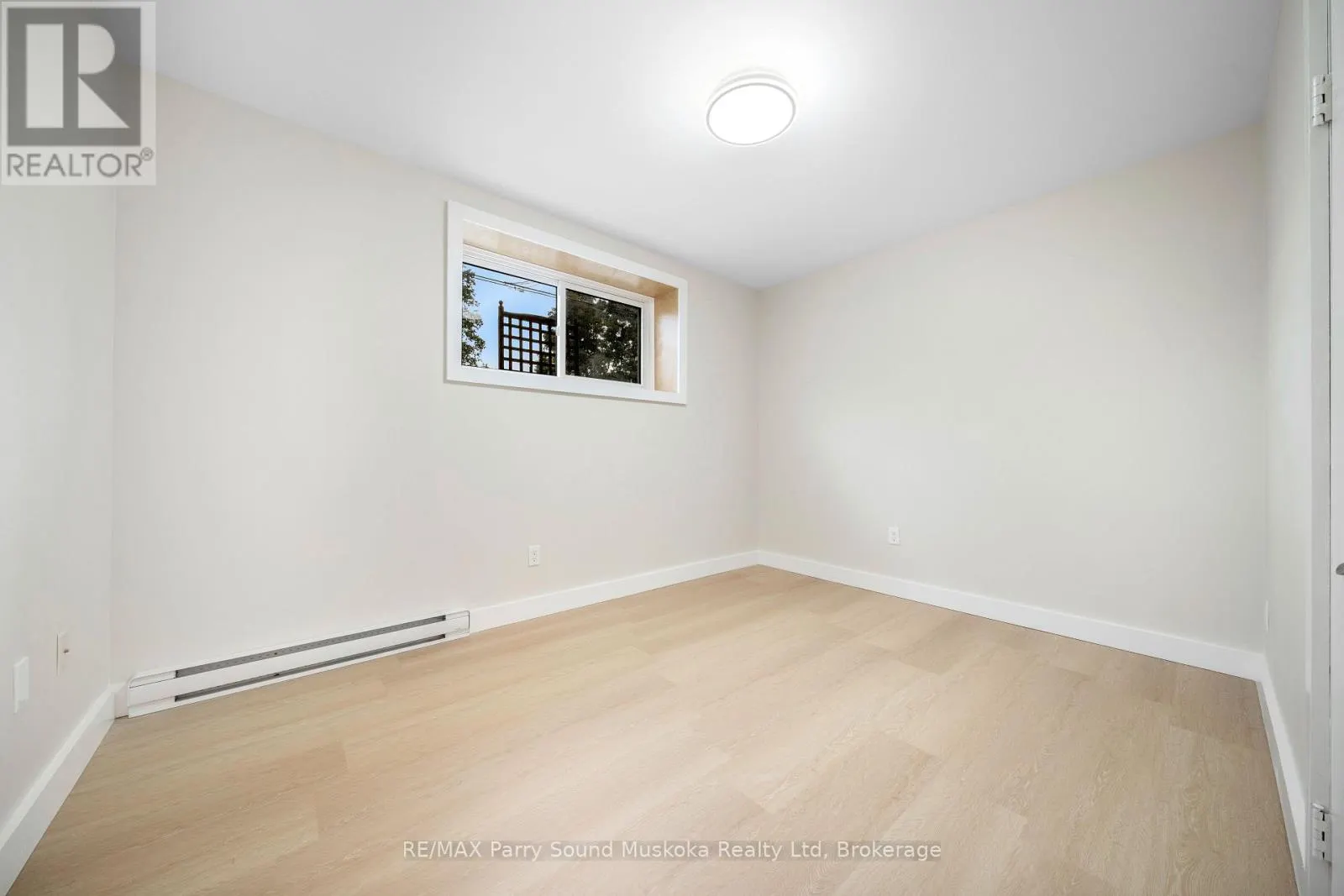 11 LAIRD DRIVE