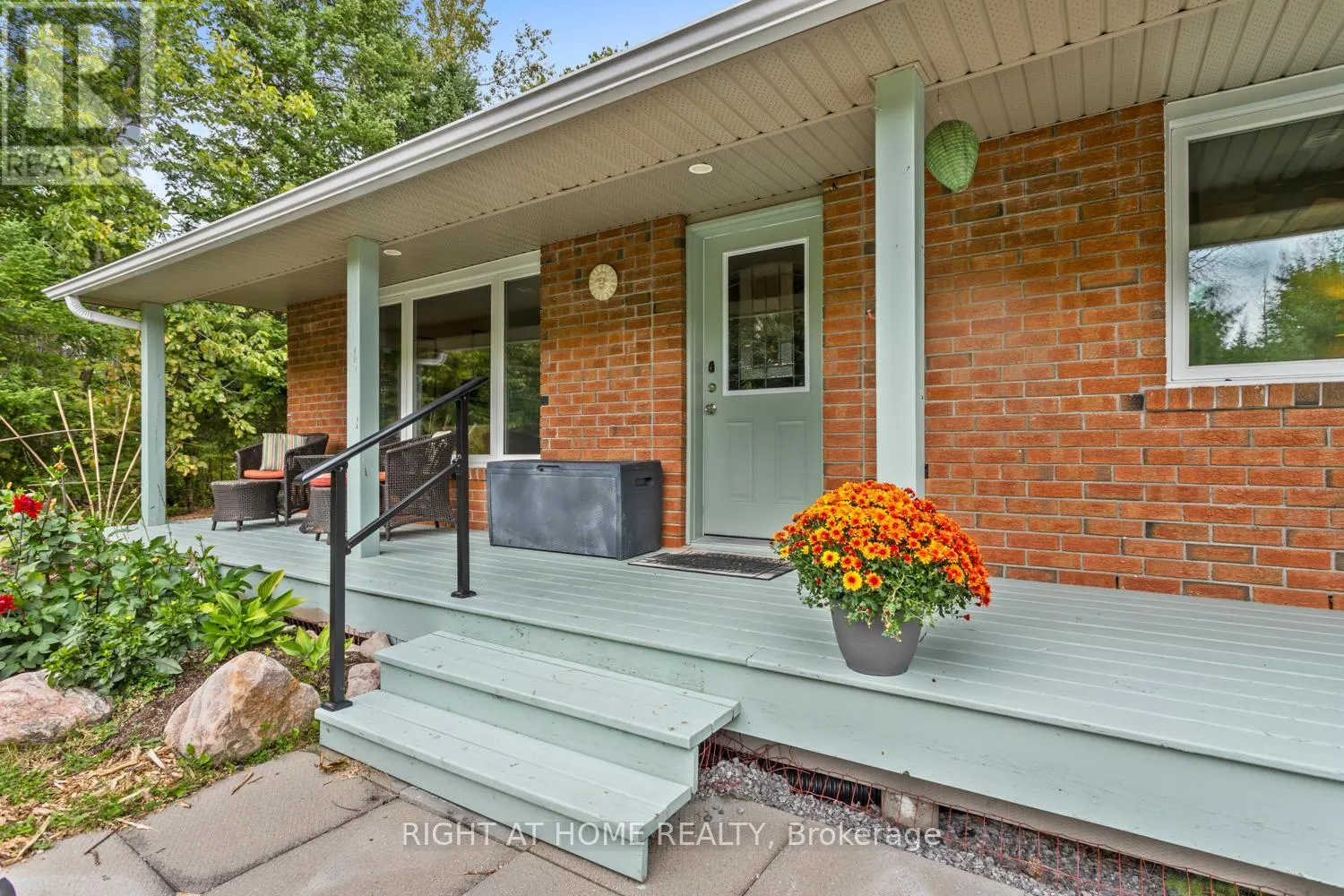 89 RIVER ROAD
