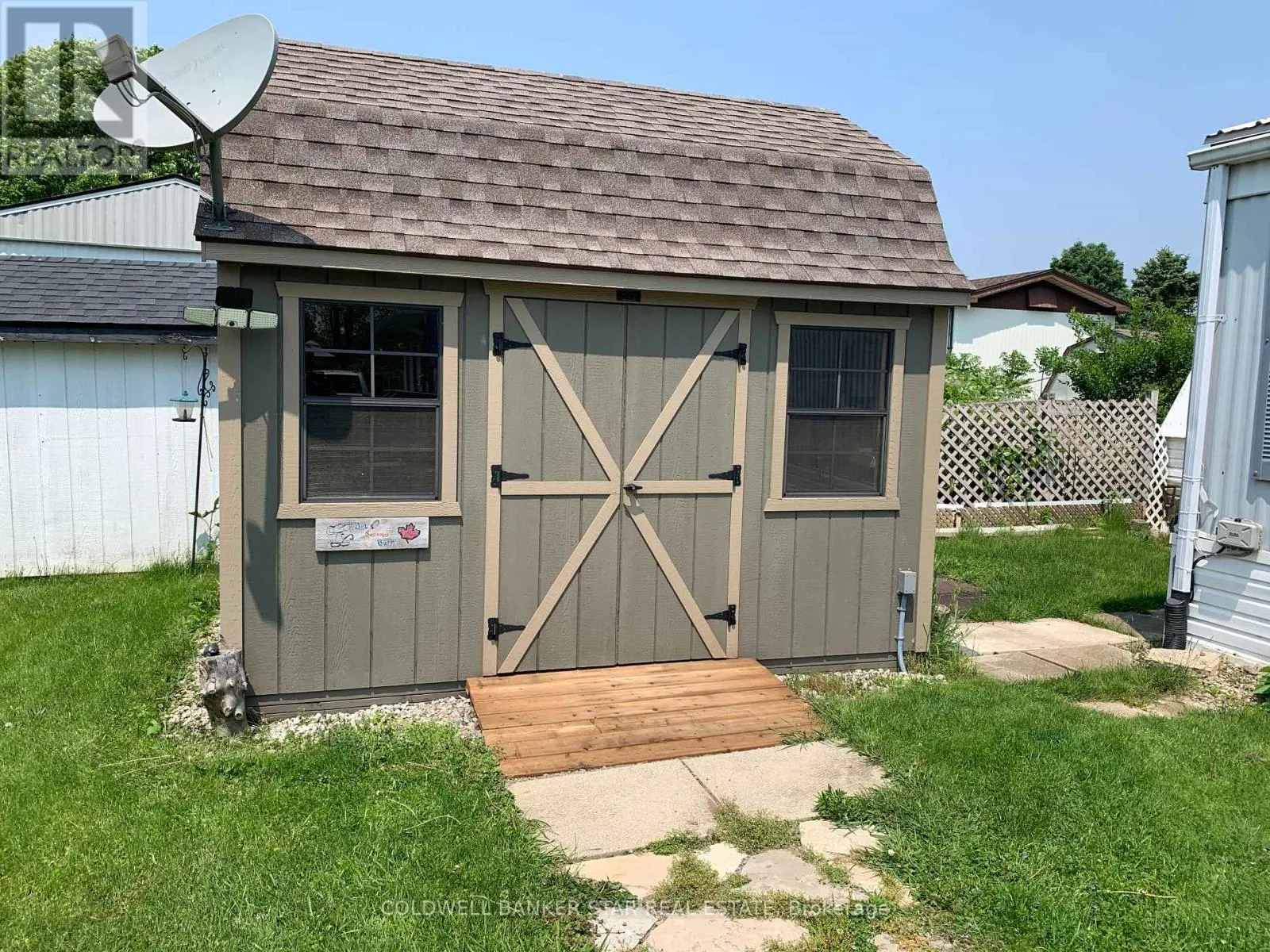 8 - 4899 PLANK ROAD, #8