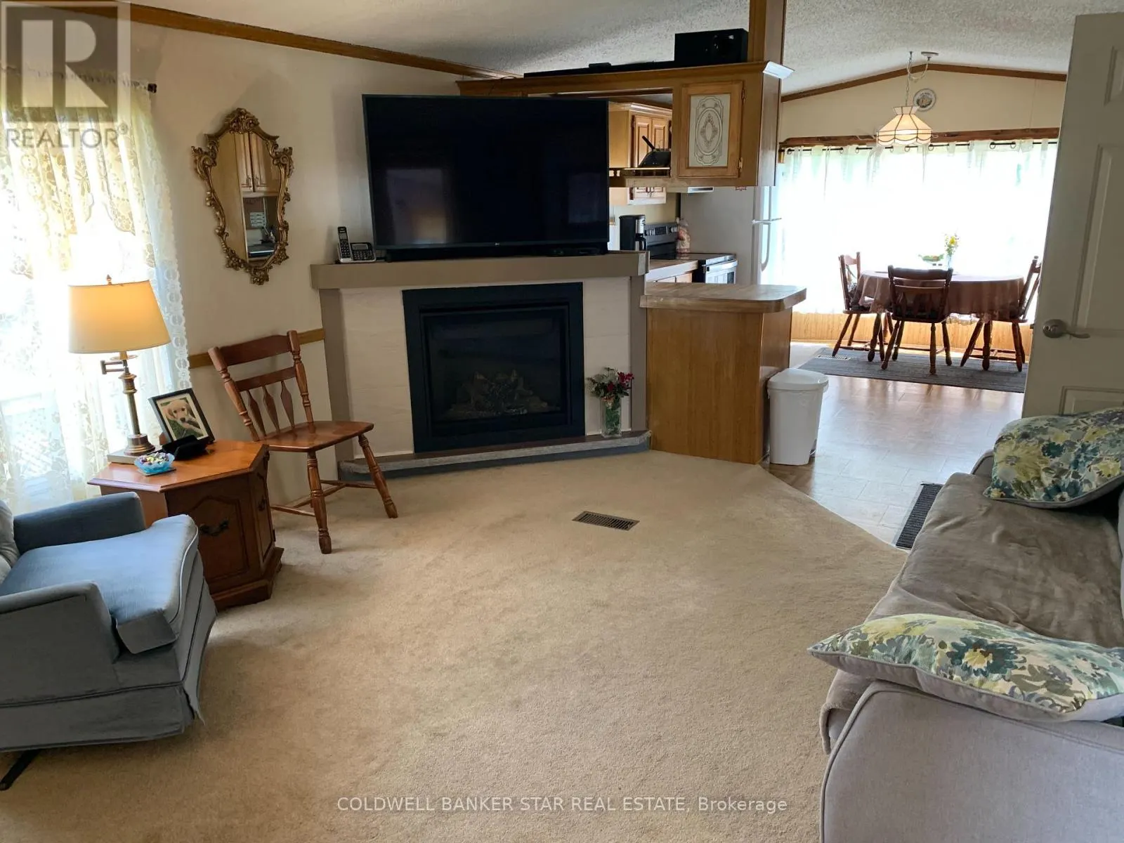 8 - 4899 PLANK ROAD, #8