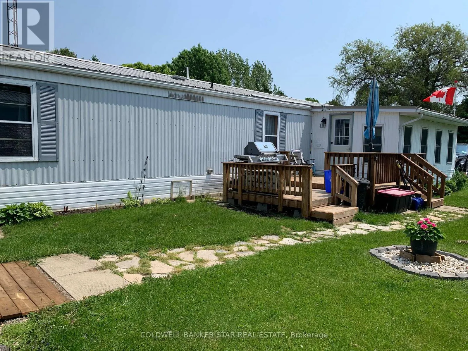 8 - 4899 PLANK ROAD, #8