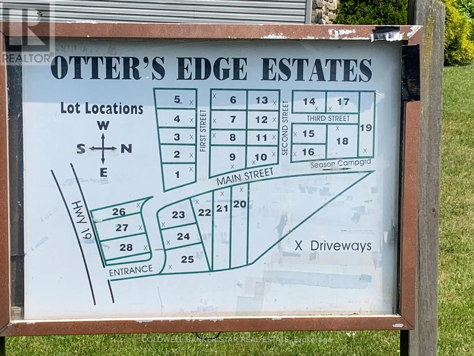 8 - 4899 PLANK ROAD, #8