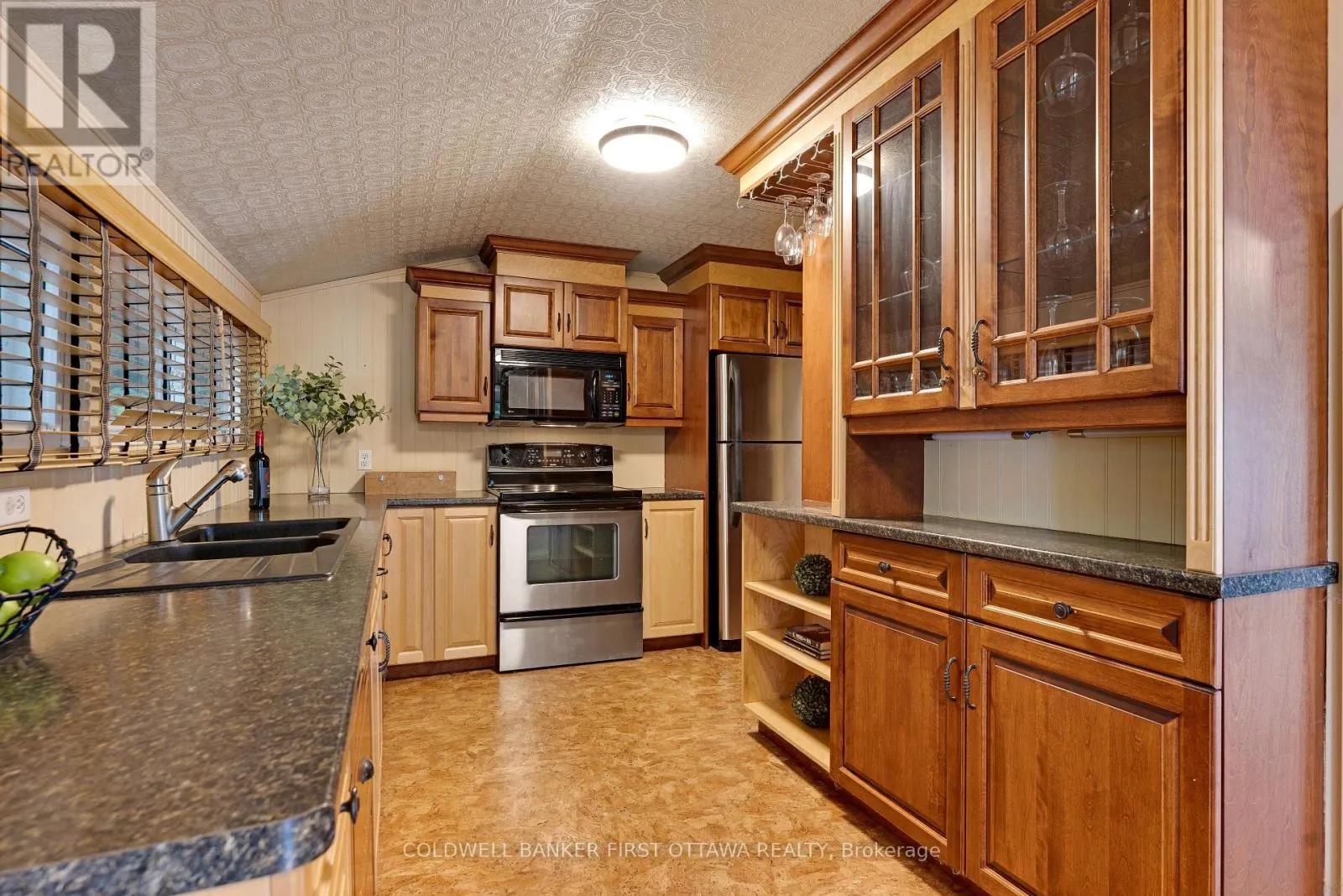 4712 BRITON HOUGHTON BAY ROAD