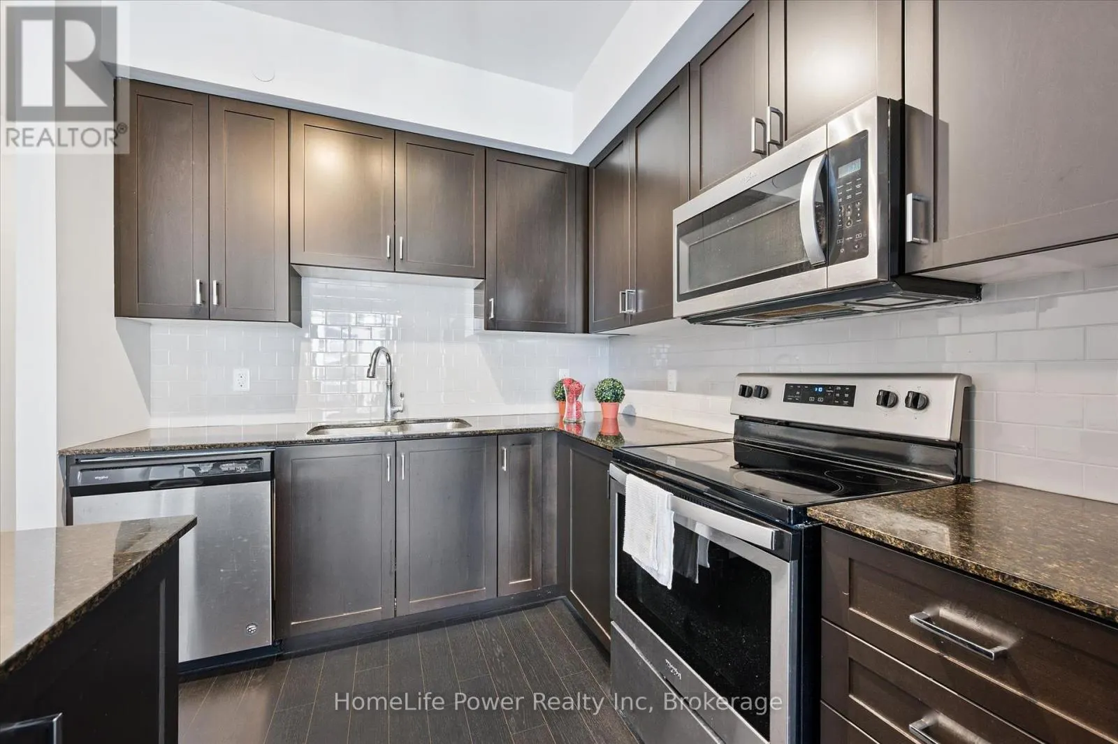 603 - 155 CAROLINE STREET S, #603