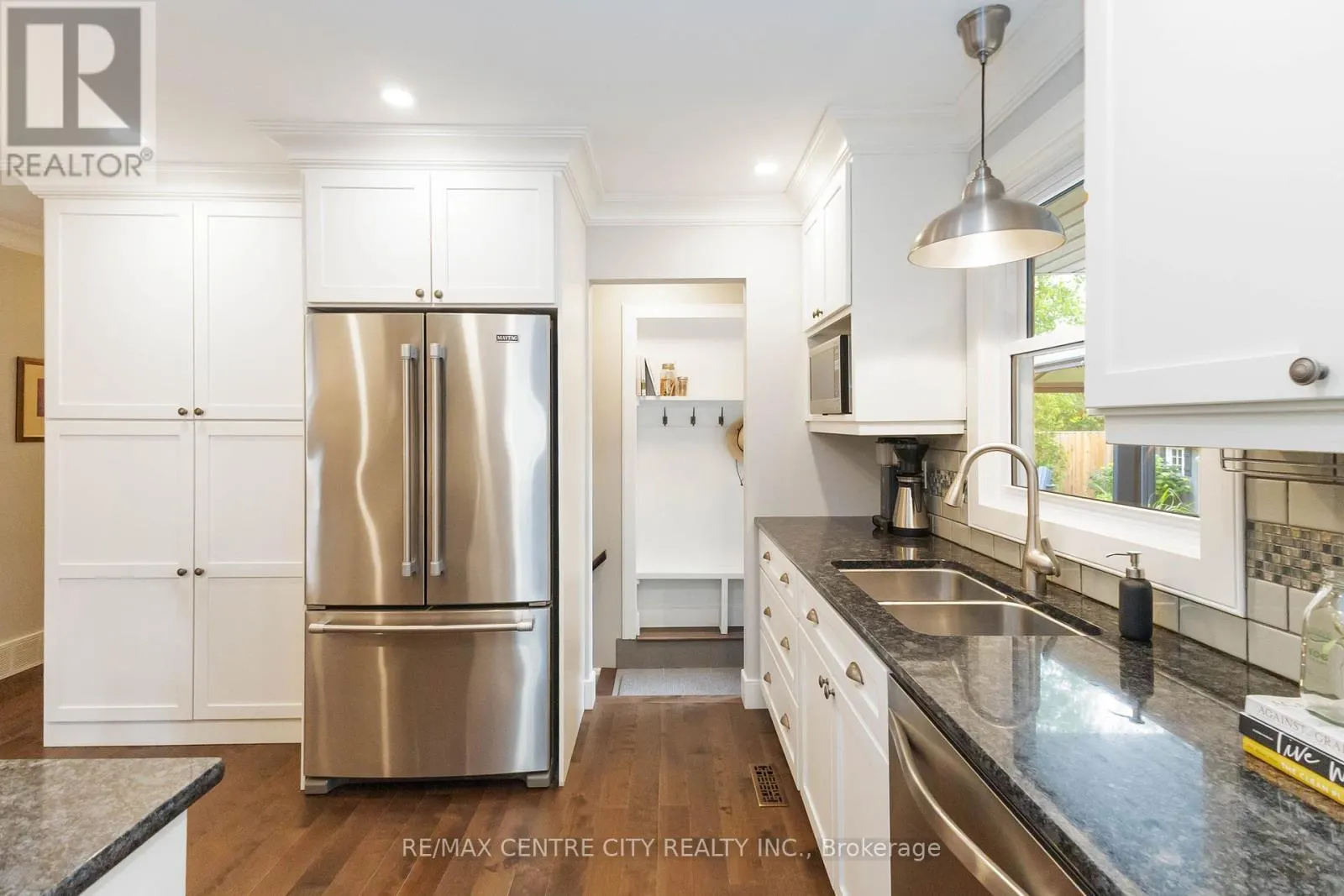 1450 STONEYBROOK CRESCENT