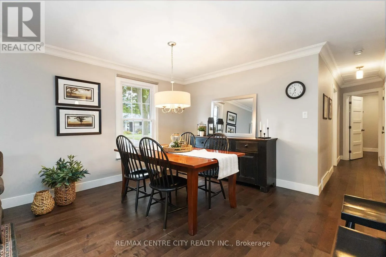 1450 STONEYBROOK CRESCENT