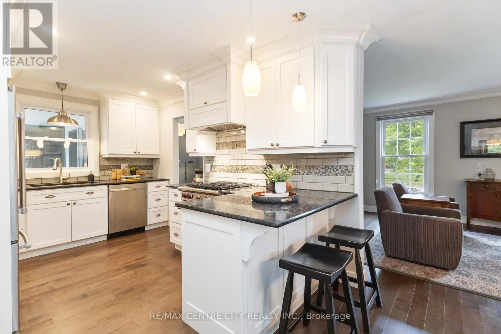 1450 STONEYBROOK CRESCENT