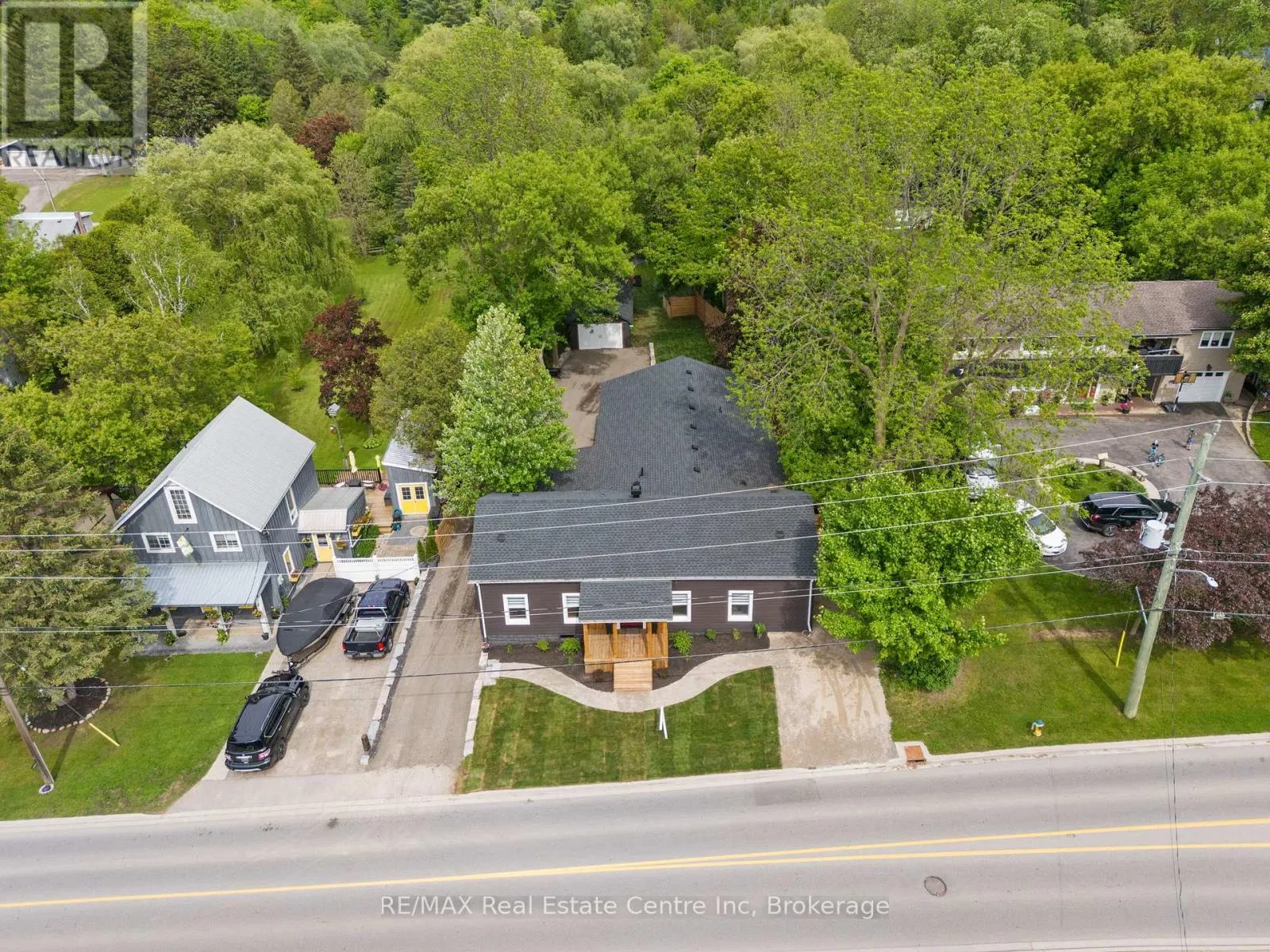 1283 SWAN STREET