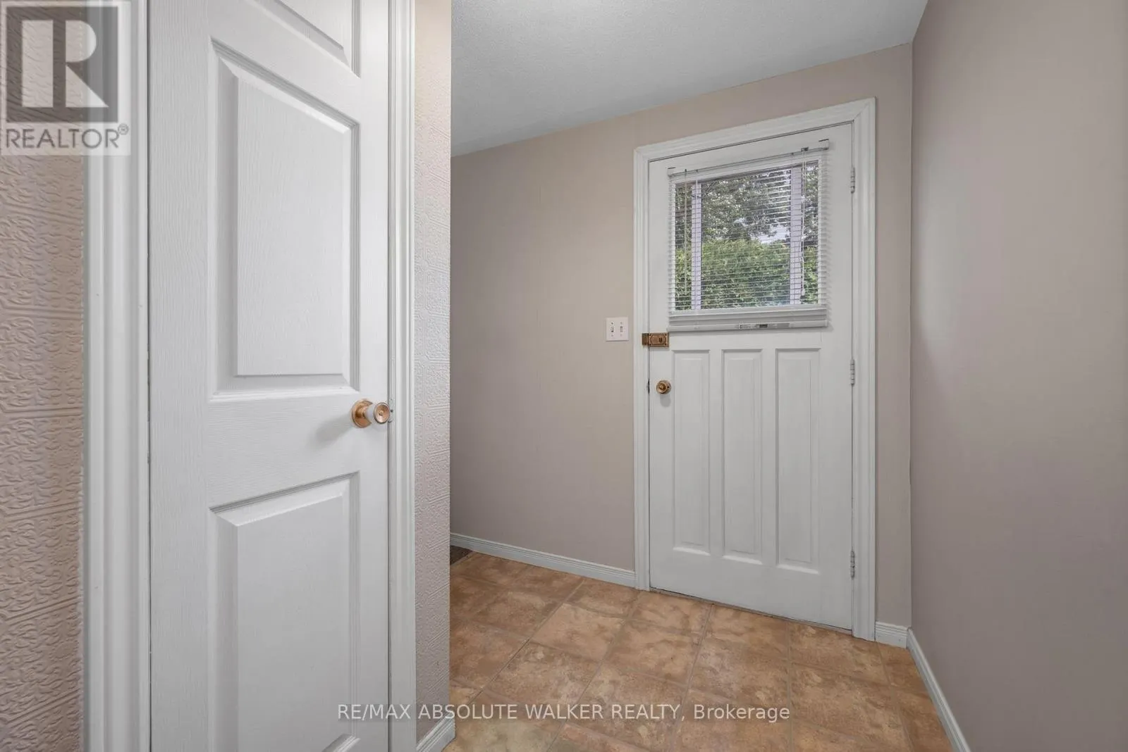 365 AMIENS STREET