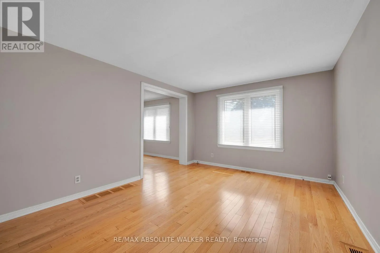 365 AMIENS STREET