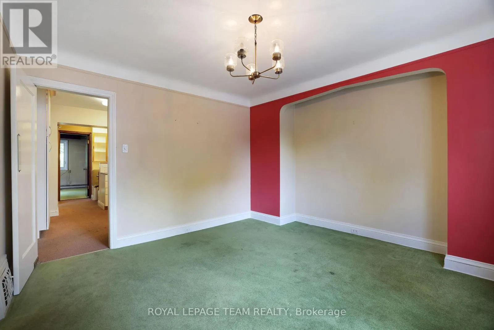 17 KIPPEWA DRIVE