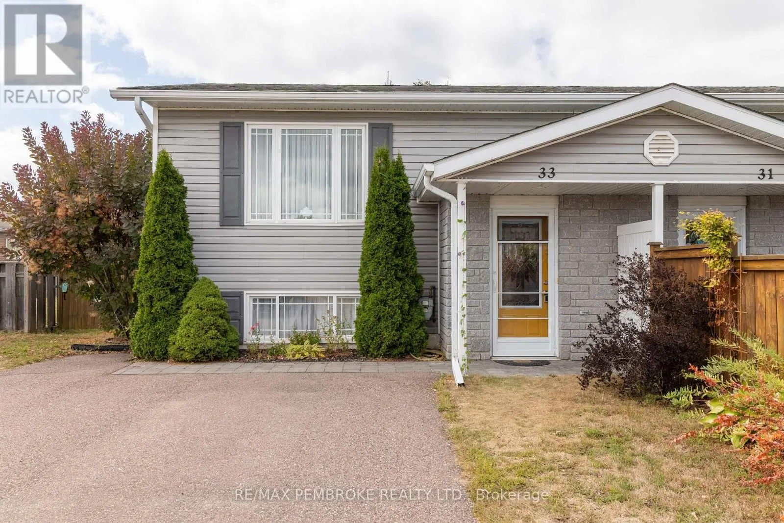 33 RENFREW STREET