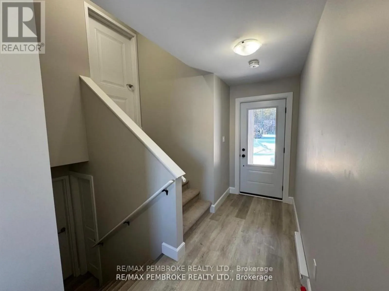 2063 SANDSTONE CRESCENT