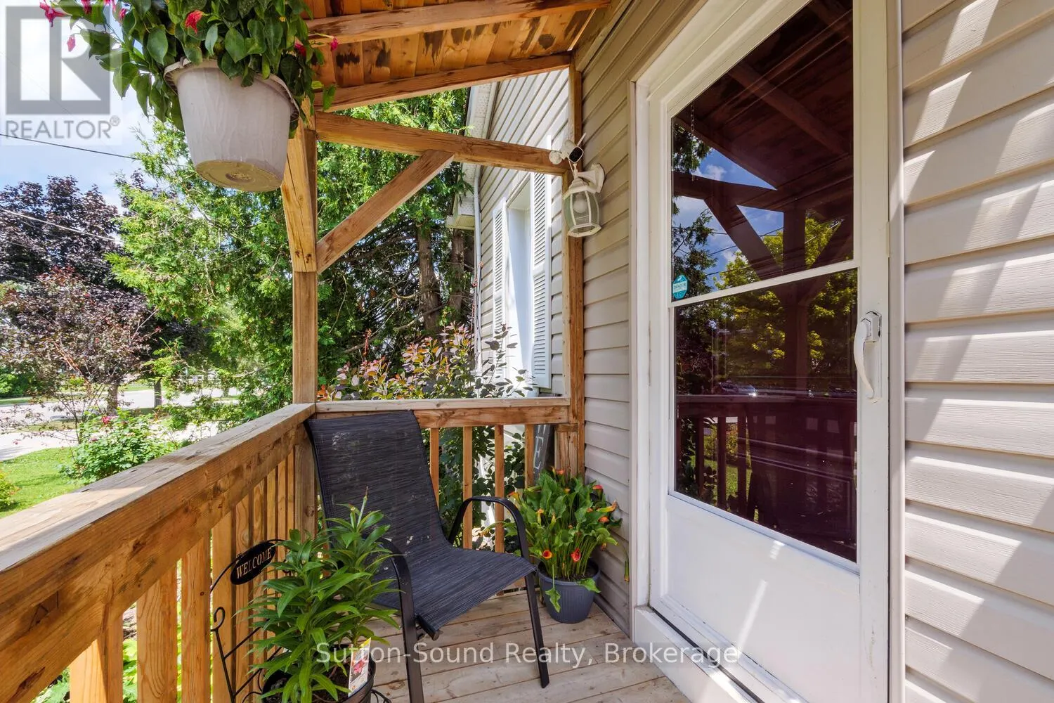 1139 4TH AVENUE W