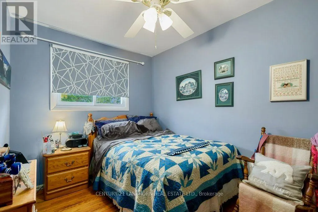 4 HIGHVIEW CRESCENT