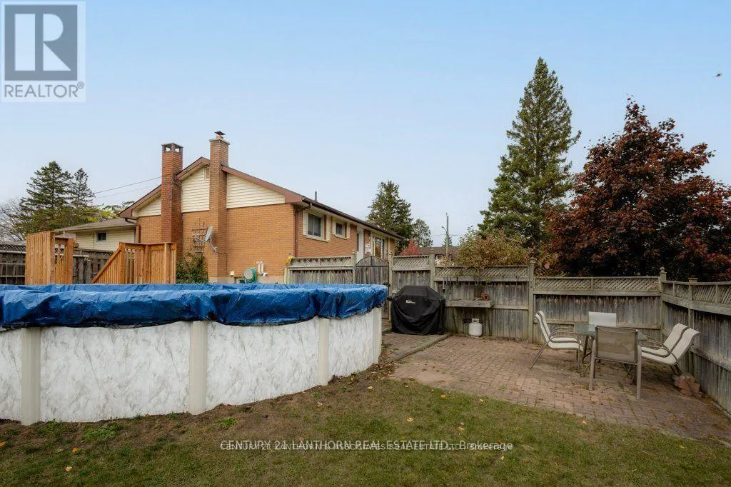 4 HIGHVIEW CRESCENT