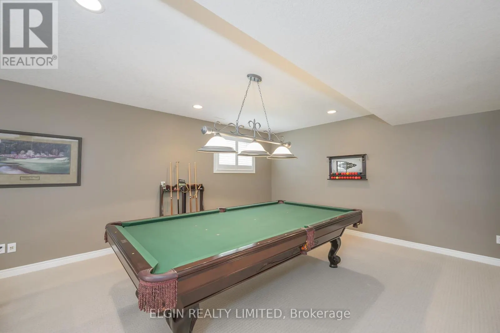 20 BEECHWOOD CIRCLE