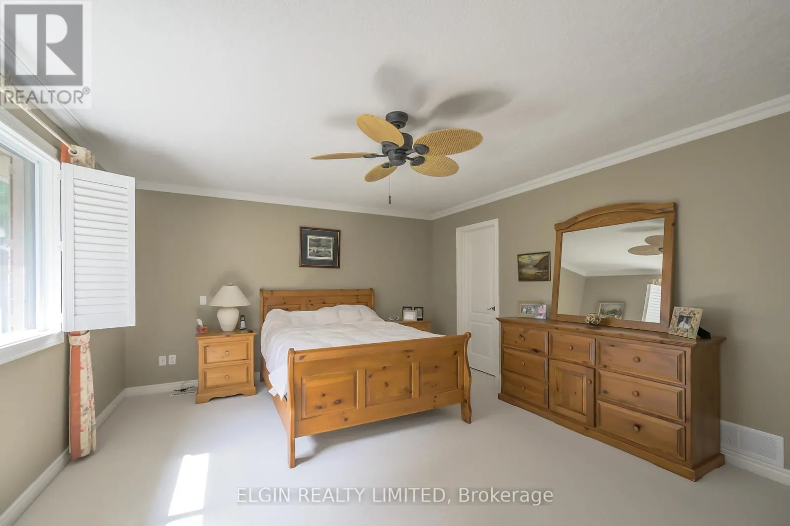 20 BEECHWOOD CIRCLE