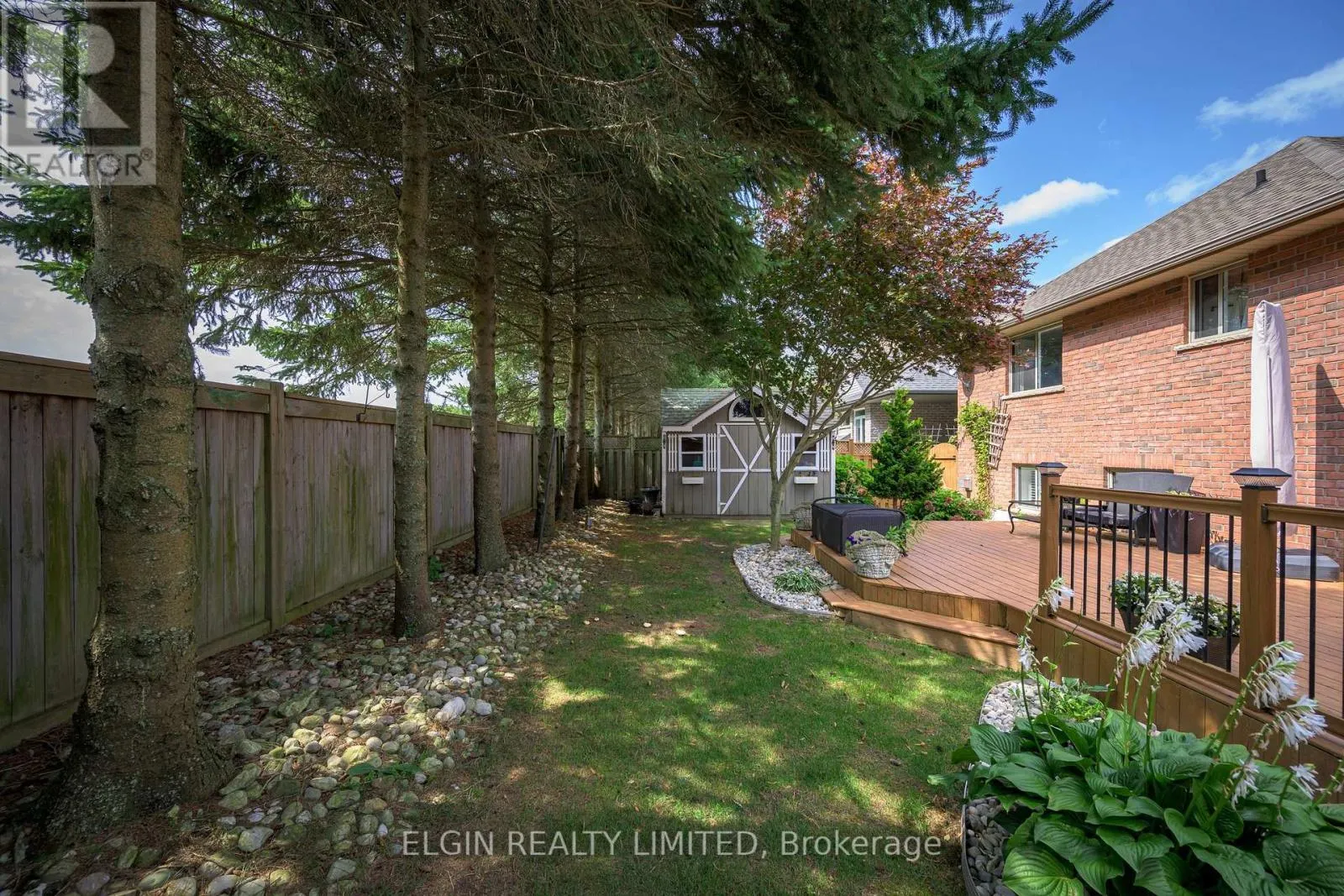 20 BEECHWOOD CIRCLE